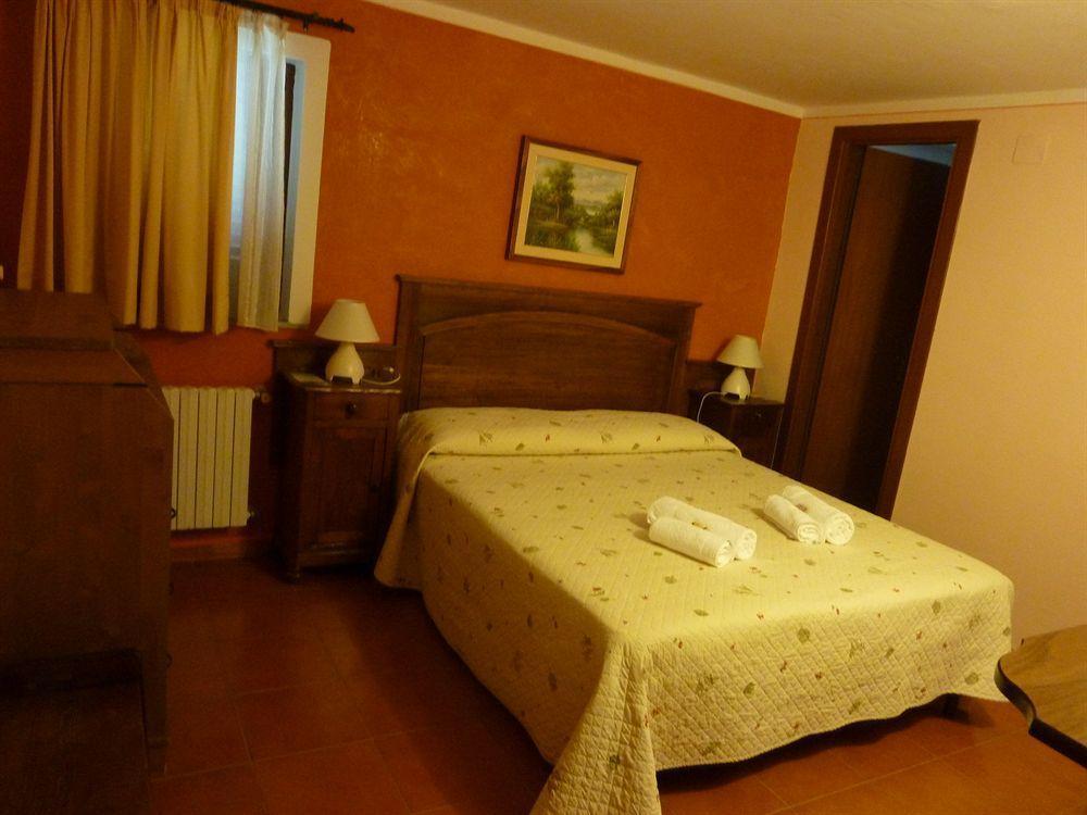 Casale Dei Gelsi Bed & Breakfast Castiglione In Teverina Luaran gambar